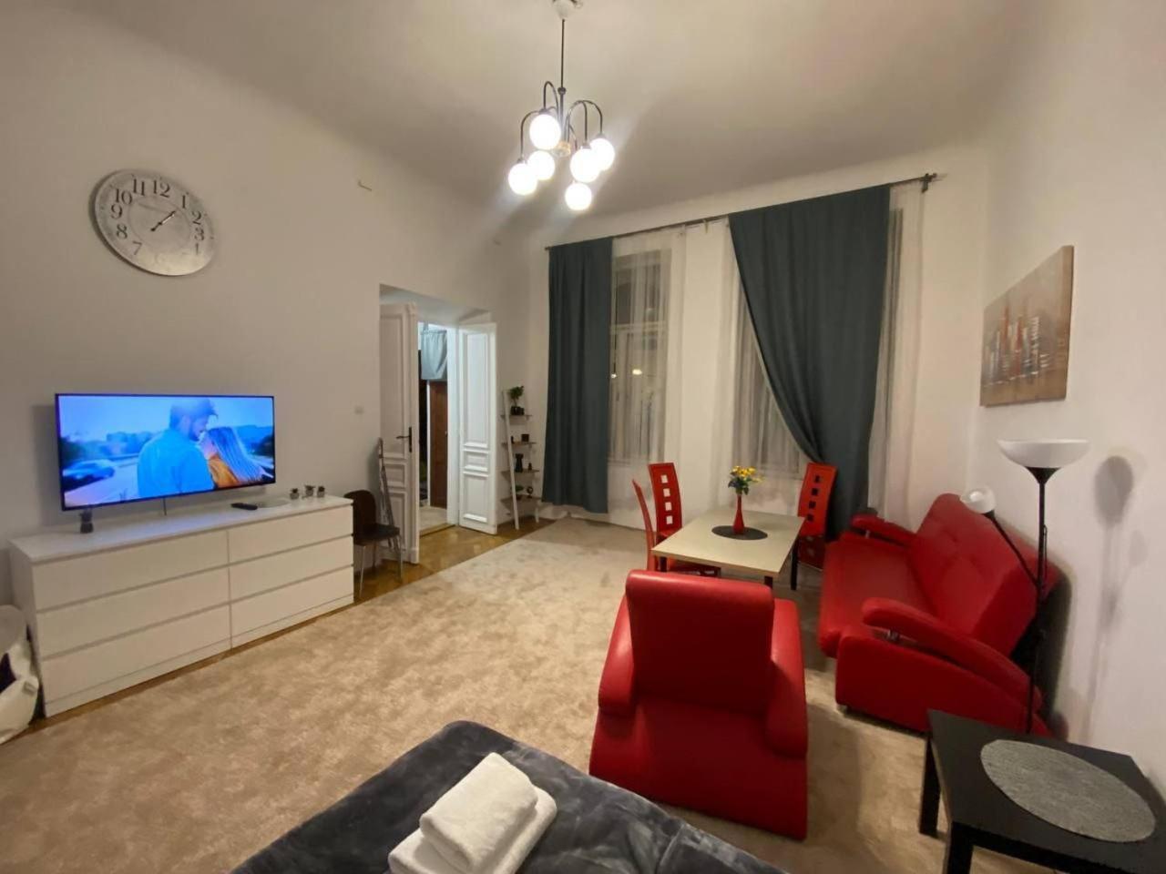 Wawel Old Town I Apartment คราคูฟ ภายนอก รูปภาพ